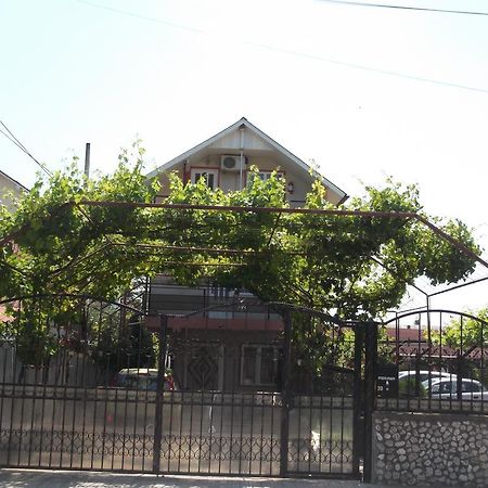 Vila Lucky Costinesti Luaran gambar